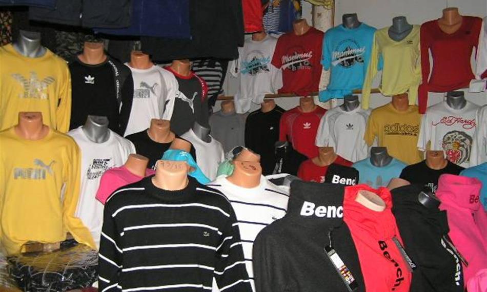 2011-4-4-122padělky 3.JPG